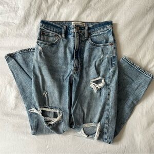 Abercrombie & Fitch | Distressed Ultra High Rise Ankle Straight Jeans